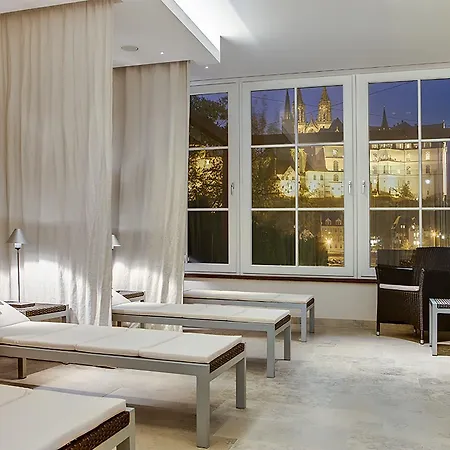 Dorint Parkhotel Szálloda