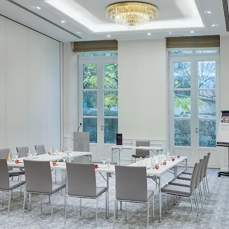 Dorint Parkhotel Szálloda 4*