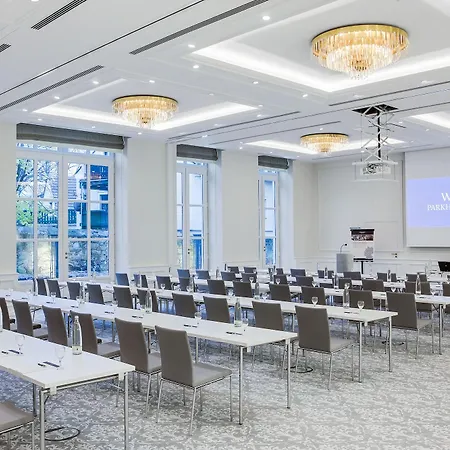 Dorint Parkhotel Szálloda 4*