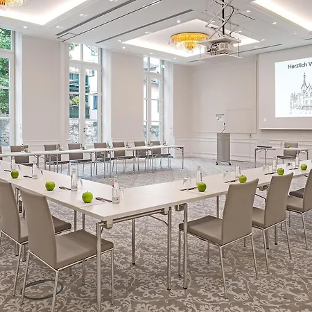 Dorint Parkhotel Szálloda 4*