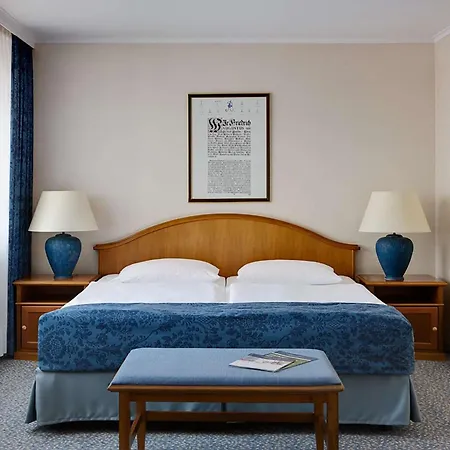 Dorint Parkhotel Szálloda