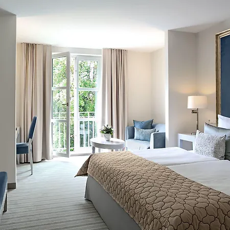 Dorint Parkhotel فندق 4*