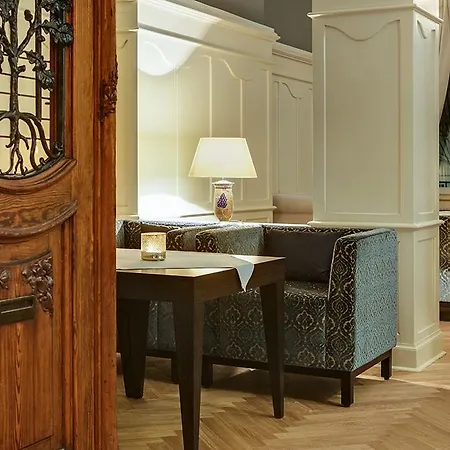 Dorint Parkhotel Szálloda