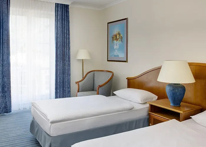 Dorint Parkhotel فندق