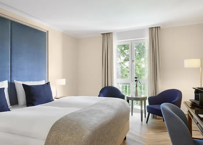 Dorint Parkhotel فندق 4*